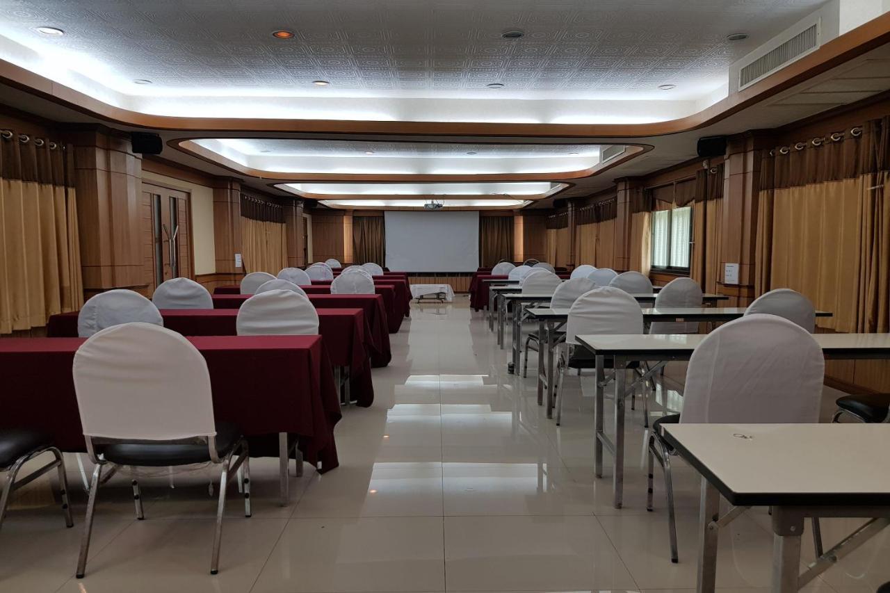 Poonsook Phitsanulok Hotel Sha Plus Exterior foto