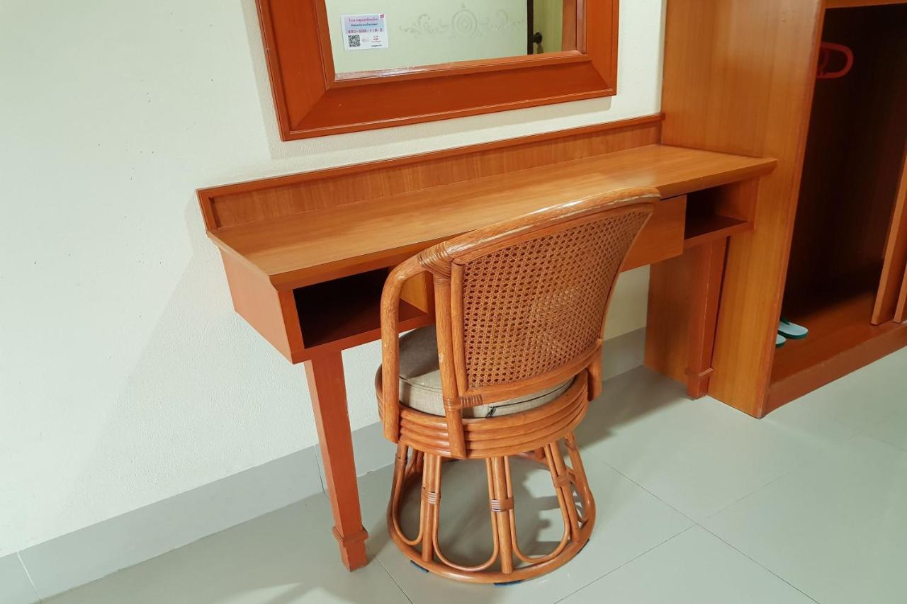 Poonsook Phitsanulok Hotel Sha Plus Exterior foto