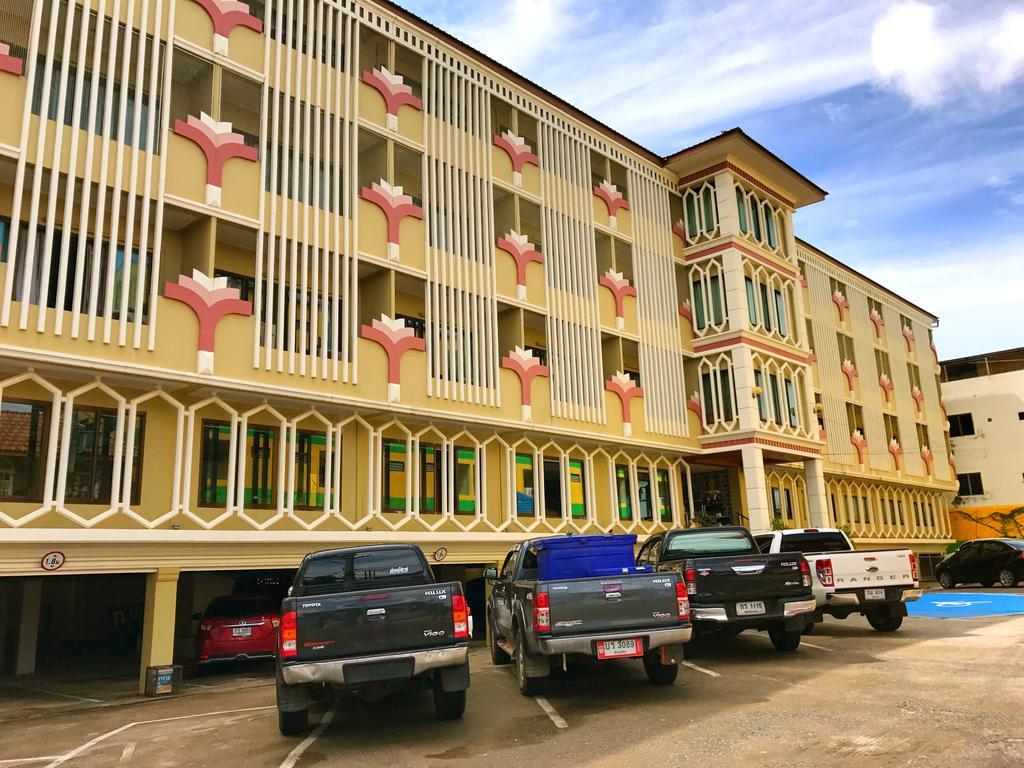 Poonsook Phitsanulok Hotel Sha Plus Exterior foto